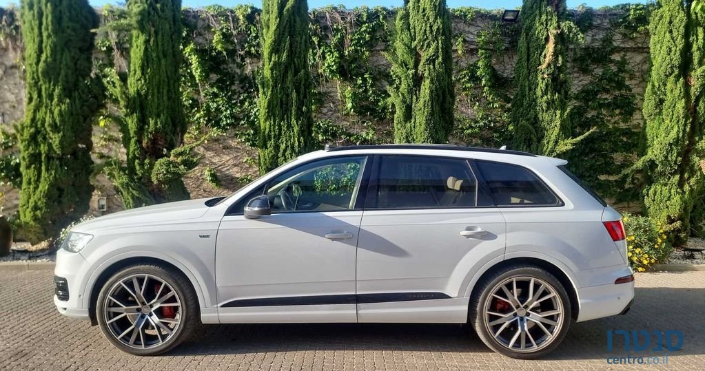 2015' Audi Q7 אאודי photo #3