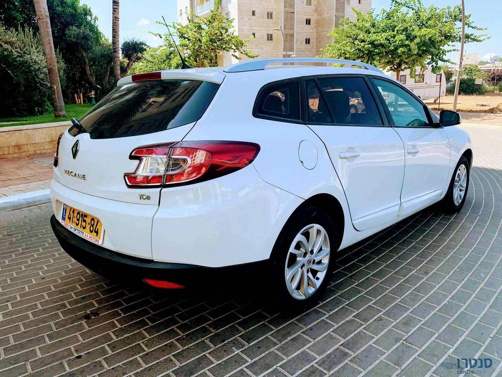2017' Renault Megane photo #3