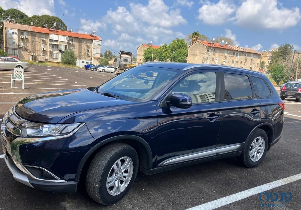 2017' Mitsubishi Outlander מיצובישי אאוטלנדר photo #2