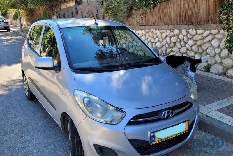 2013' Hyundai i10 יונדאי photo #3