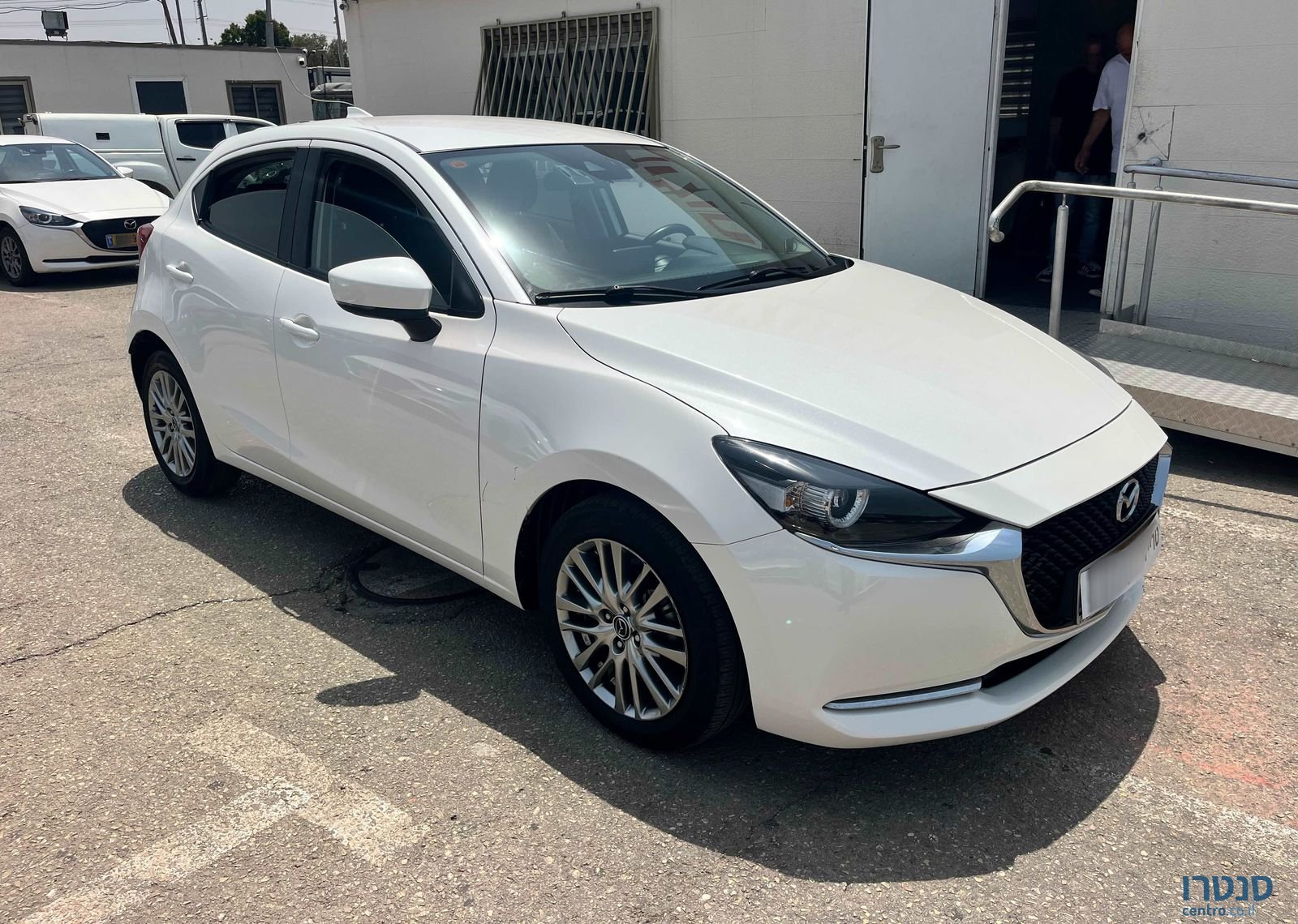 2022' Mazda 2 מאזדה photo #1