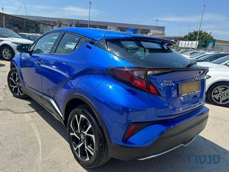 2020' Toyota C-HR טויוטה photo #2