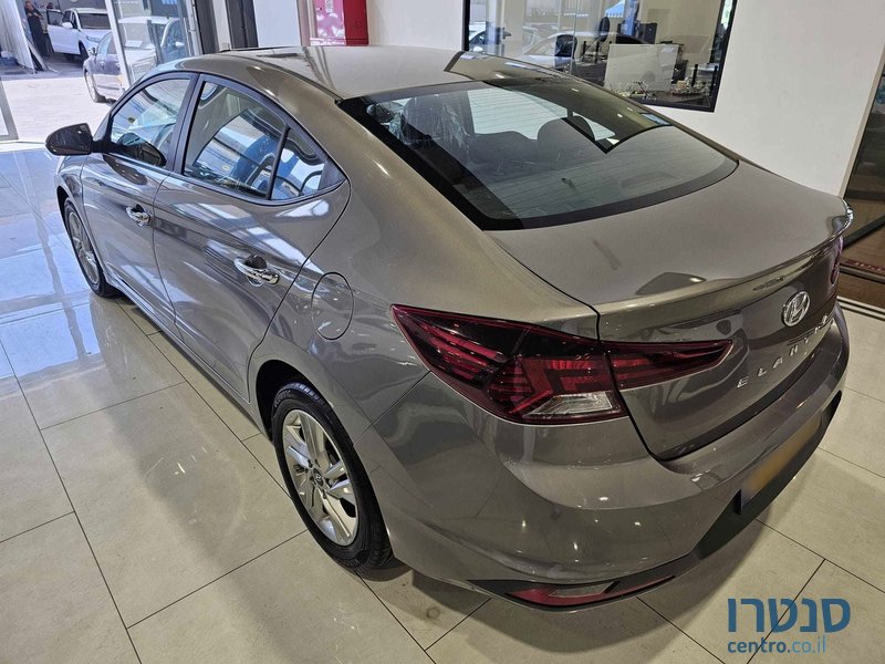 2020' Hyundai Elantra photo #4