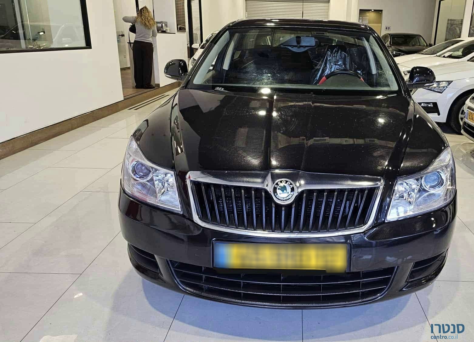 2013' Skoda Octavia photo #1