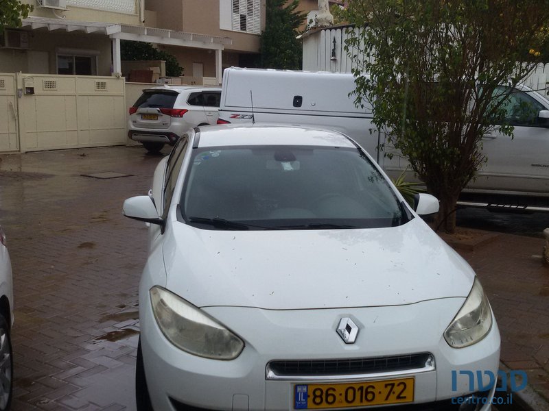 2011' Renault Fluence רנו פלואנס photo #1