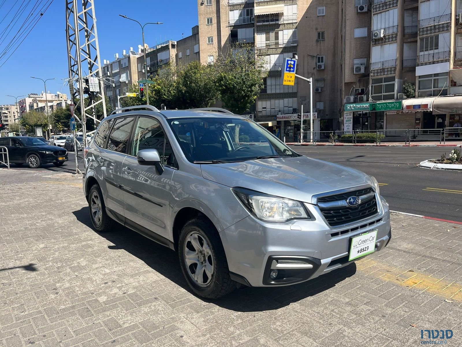 2016' Subaru Forester photo #7