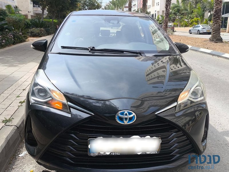2018' Toyota Yaris טויוטה יאריס photo #2