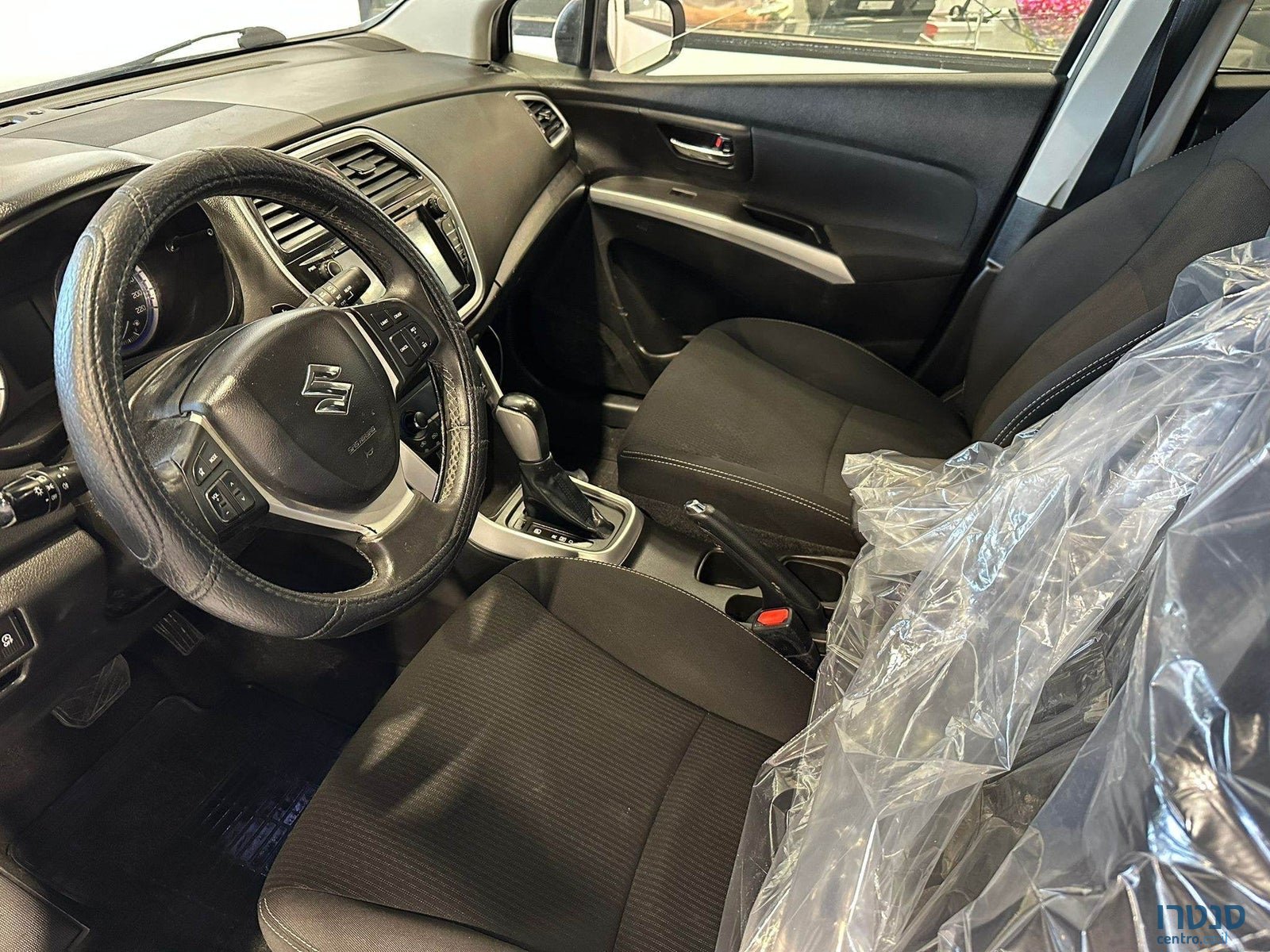 2019' Suzuki SX4 photo #5