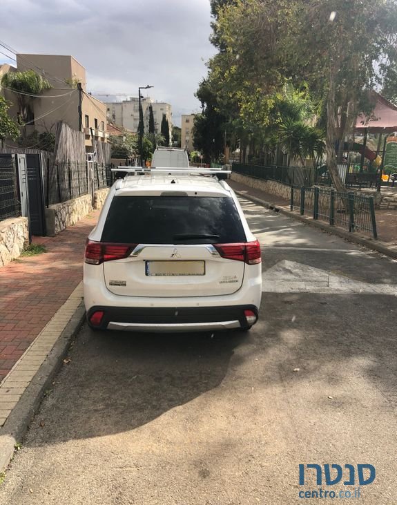 2016' Mitsubishi Outlander מיצובישי אאוטלנדר photo #3