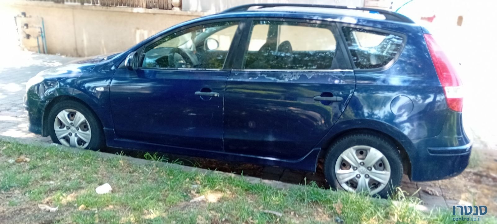 2011' Hyundai i30 יונדאי photo #1