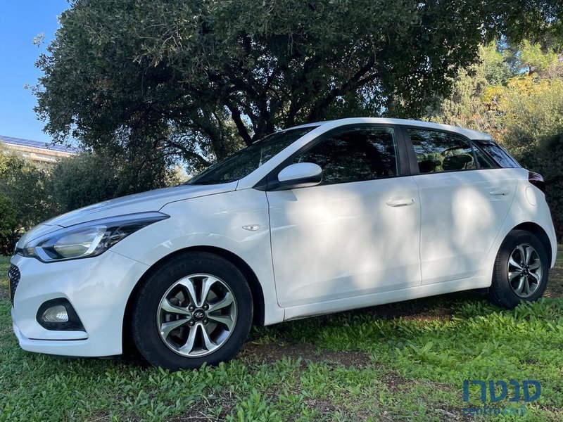 2019' Hyundai i20 יונדאי photo #2