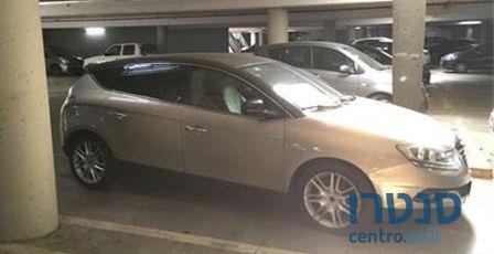 2012' Lancia Delta photo #1