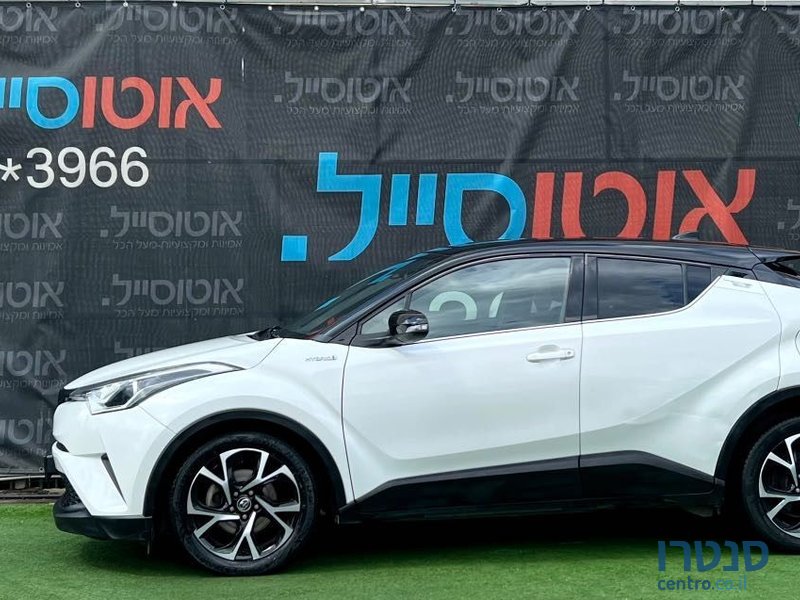 2019' Toyota C-HR טויוטה photo #4