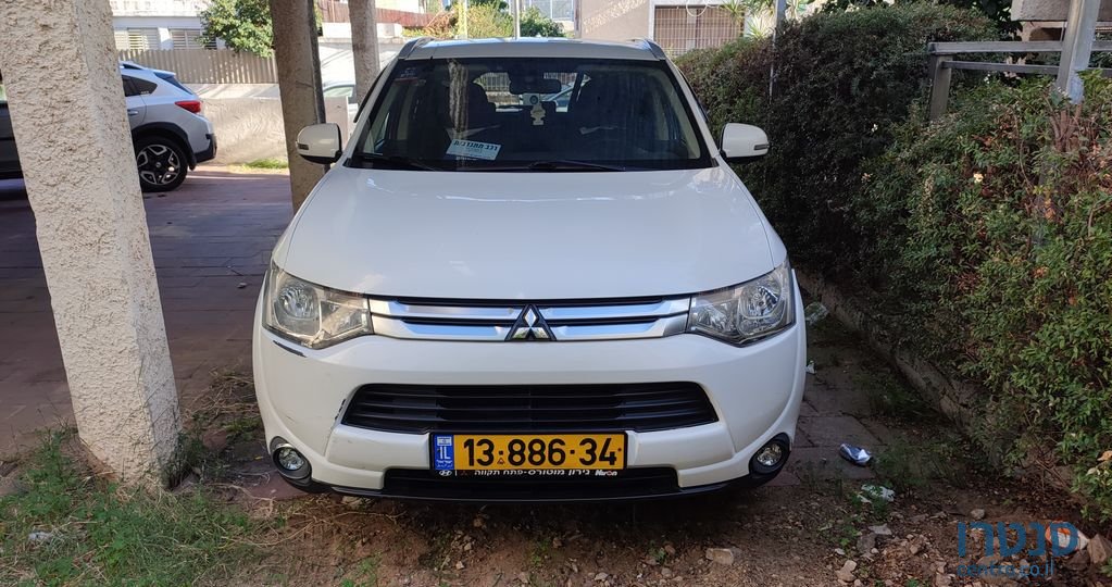 2015' Mitsubishi Outlander מיצובישי אאוטלנדר photo #1