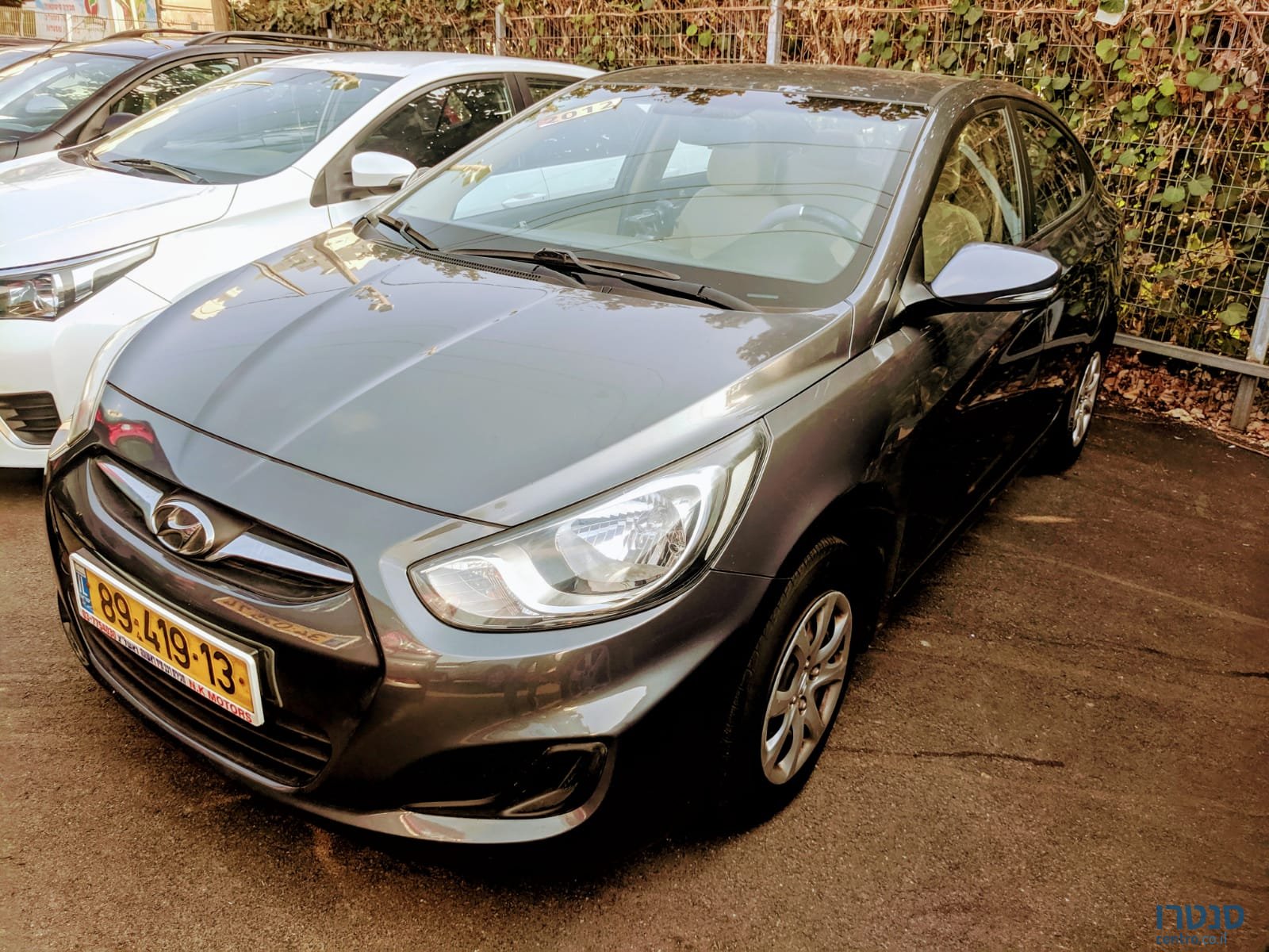 2012' Hyundai i25 photo #1