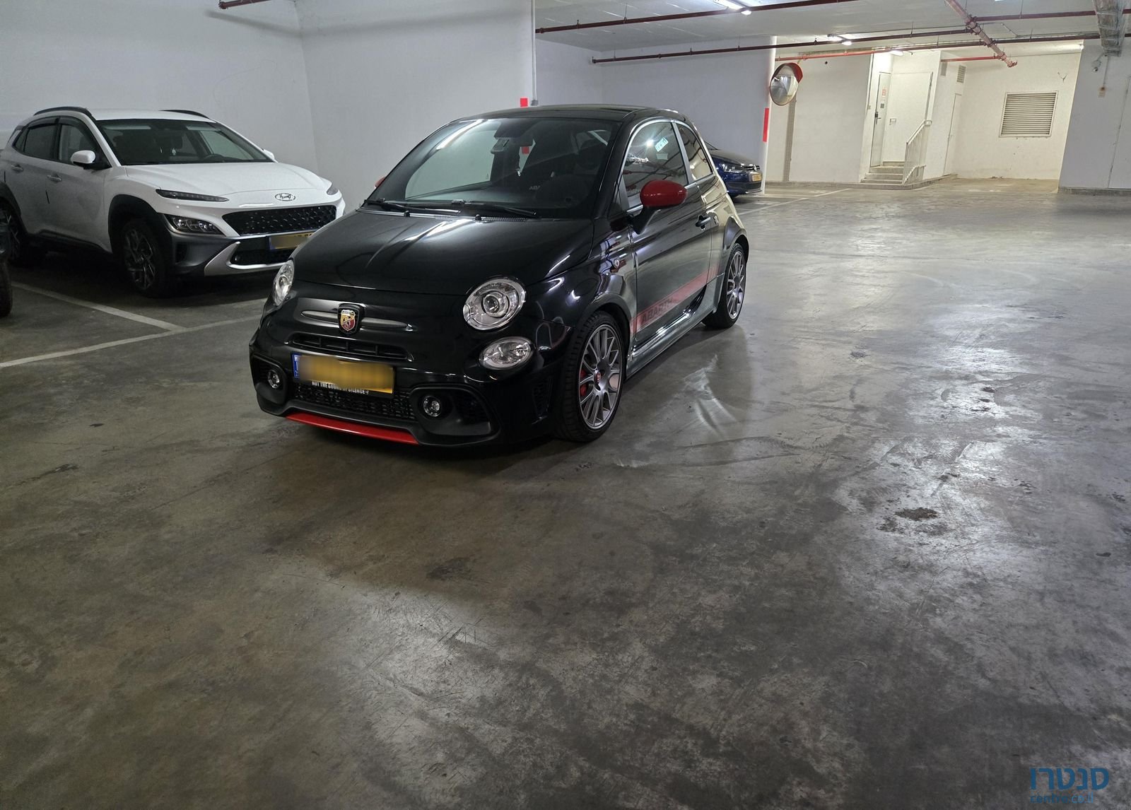 2023' Fiat 500 אבארט Abarth photo #3