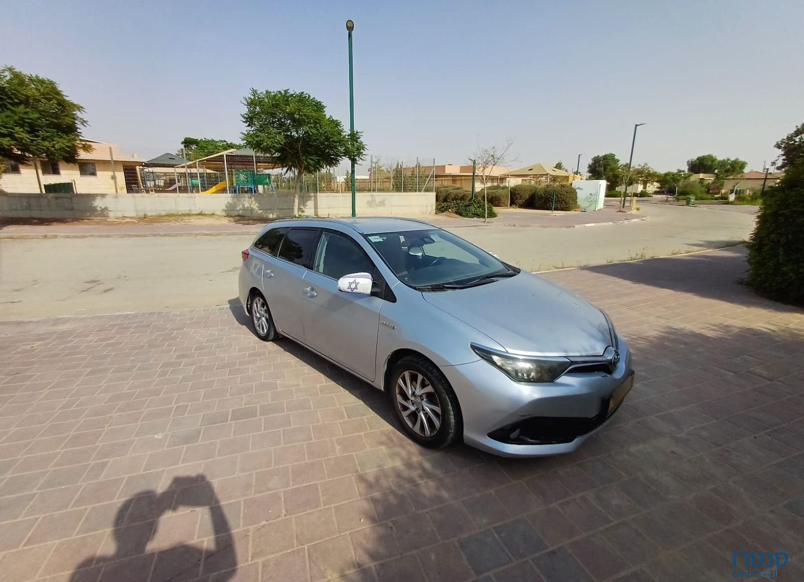 2017' Toyota Auris טויוטה אוריס photo #1