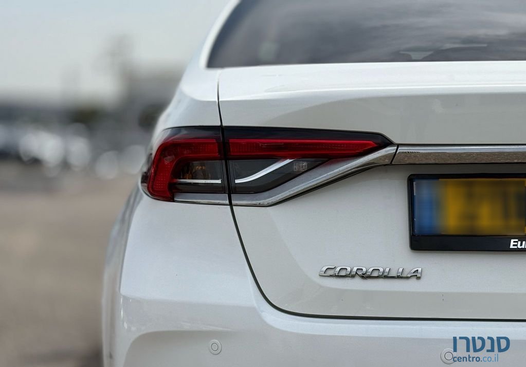 2022' Toyota Corolla טויוטה קורולה photo #3
