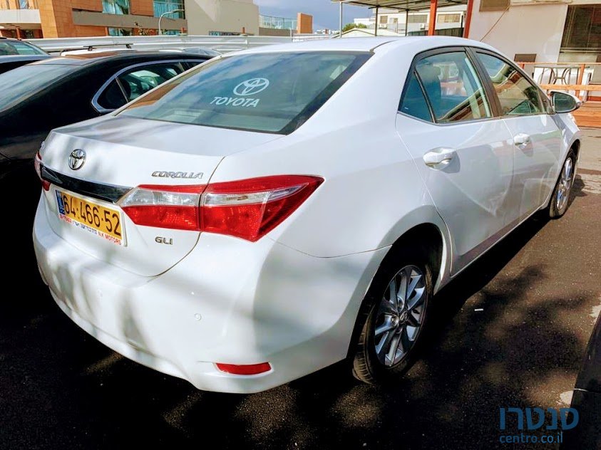 2014' Toyota Corolla photo #2