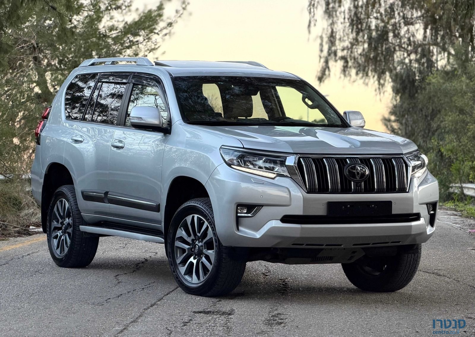 2022' Toyota Land Cruiser טויוטה לנד קרוזר photo #1
