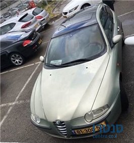 2002' Alfa Romeo 147 photo #1