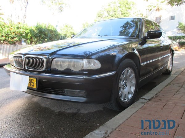 2000' BMW 728 i photo #1