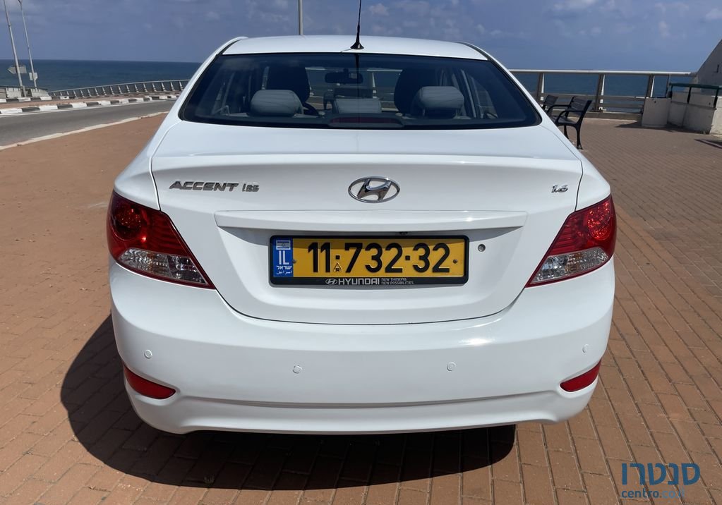 2014' Hyundai i25 יונדאי photo #5