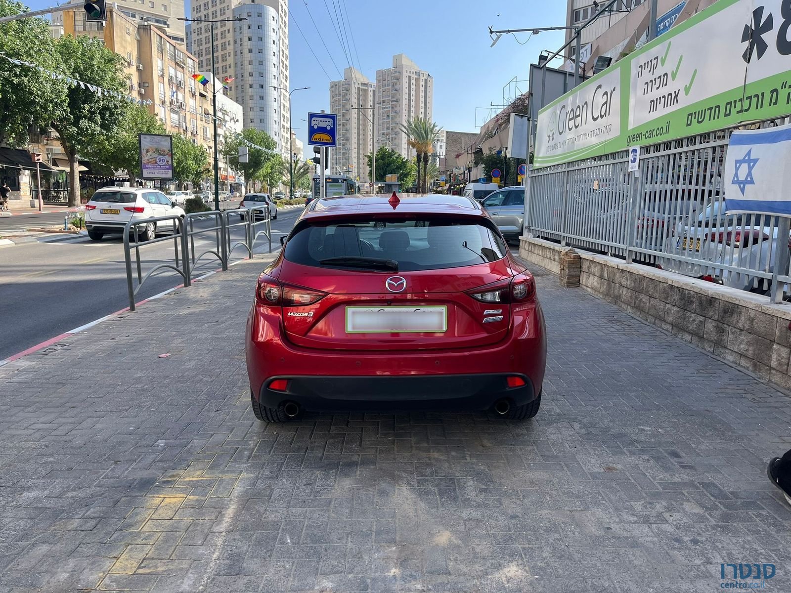 2017' Mazda 3 photo #6