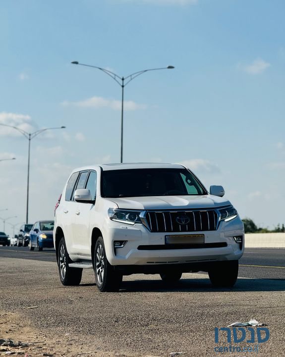 2019' Toyota Land Cruiser טויוטה לנד קרוזר photo #3