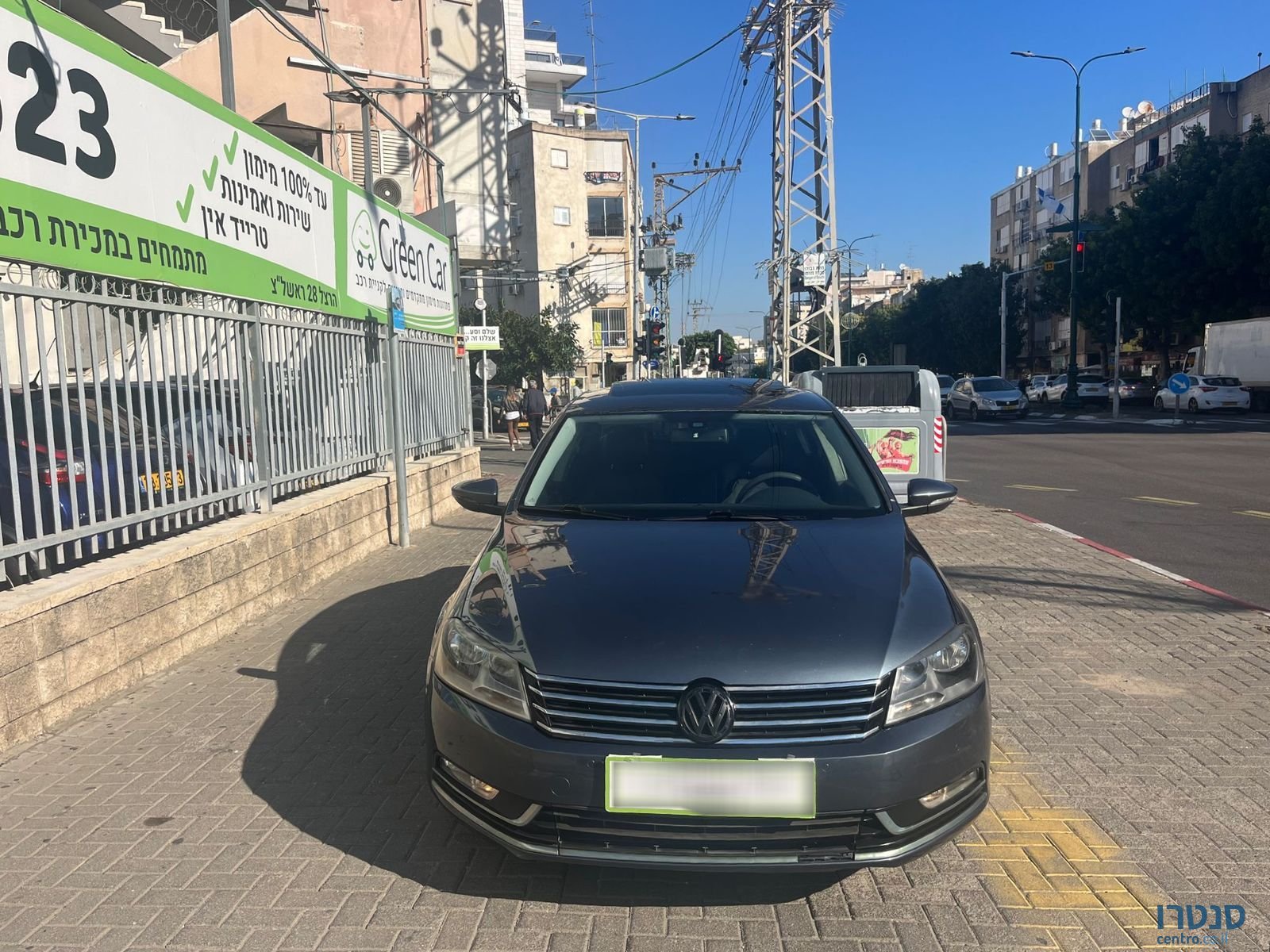 2014' Volkswagen Passat photo #1