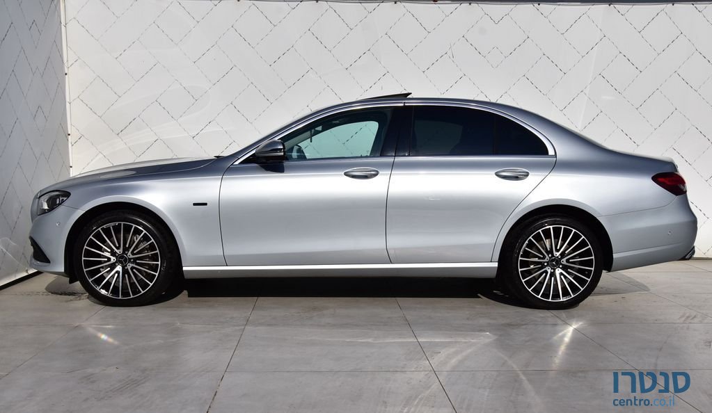 2021' Mercedes-Benz E-Class מרצדס photo #6