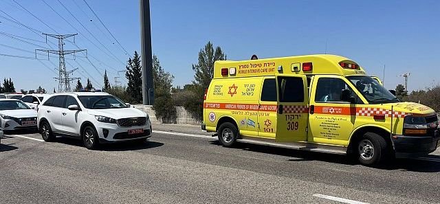 На 6-й трассе столкнулись грузовики, погиб несовершеннолетний