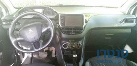 2013' Peugeot 208 אקטיב photo #2