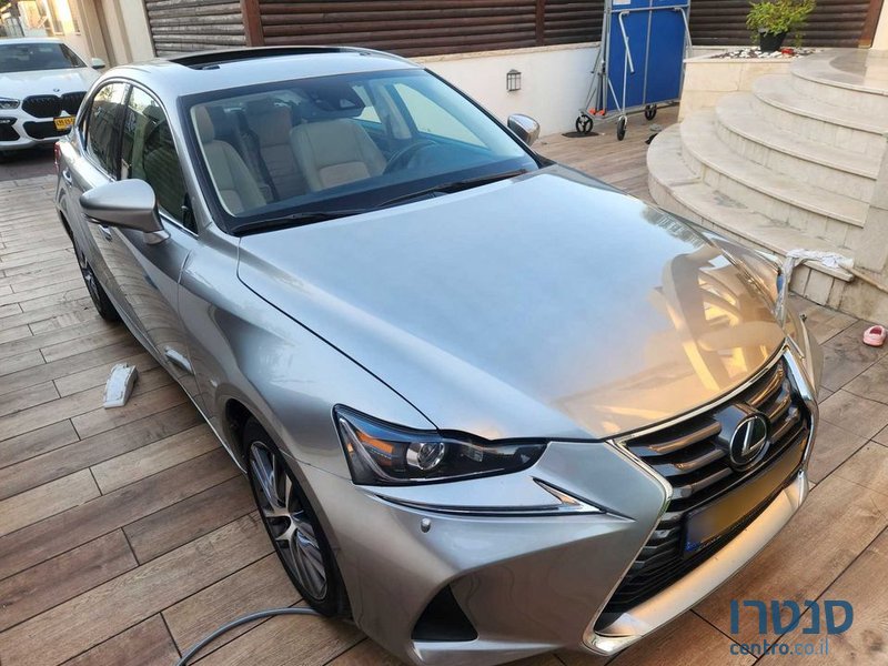 2019' Lexus Is300H לקסוס photo #5