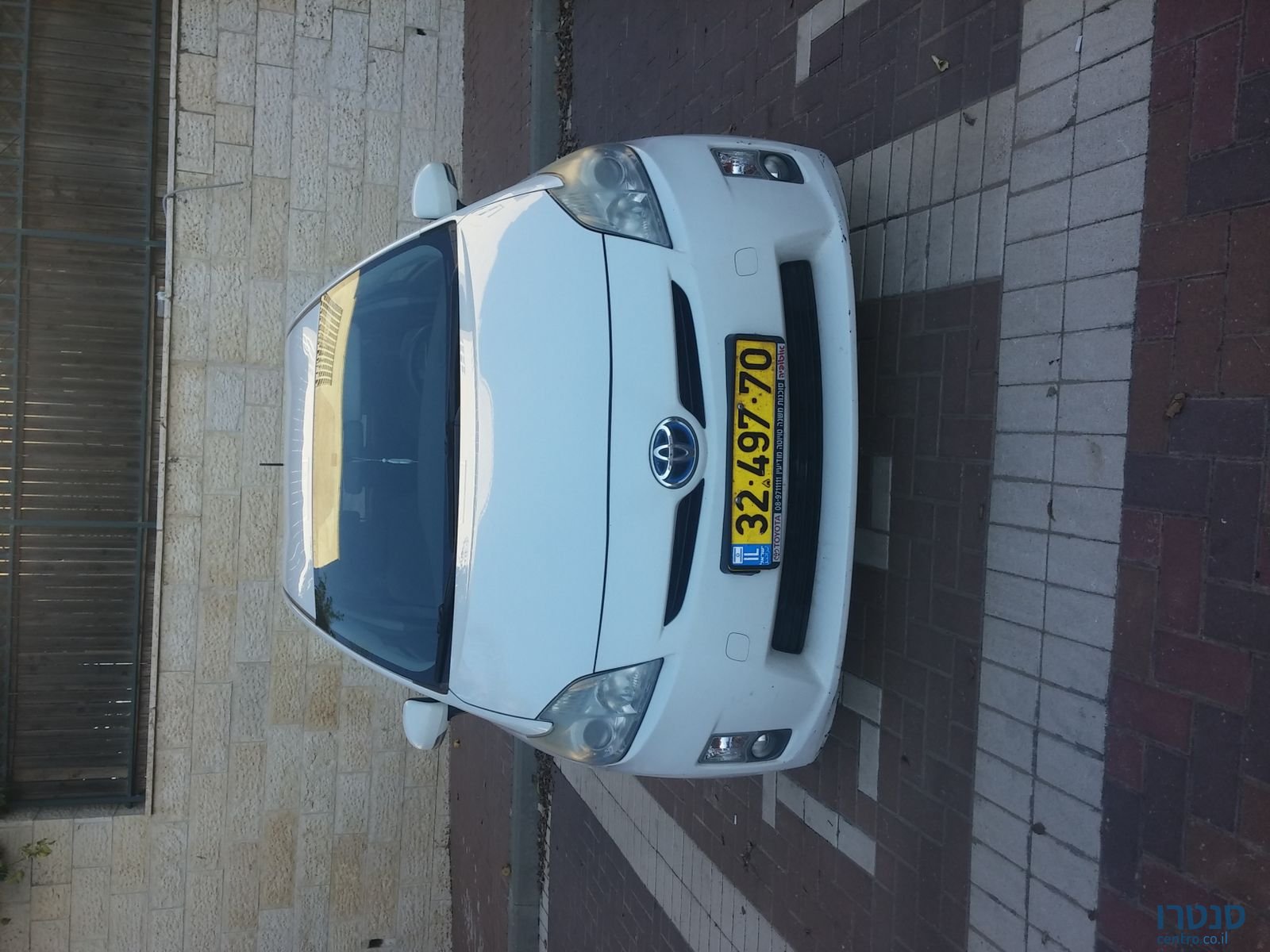 2009' Toyota Prius photo #2