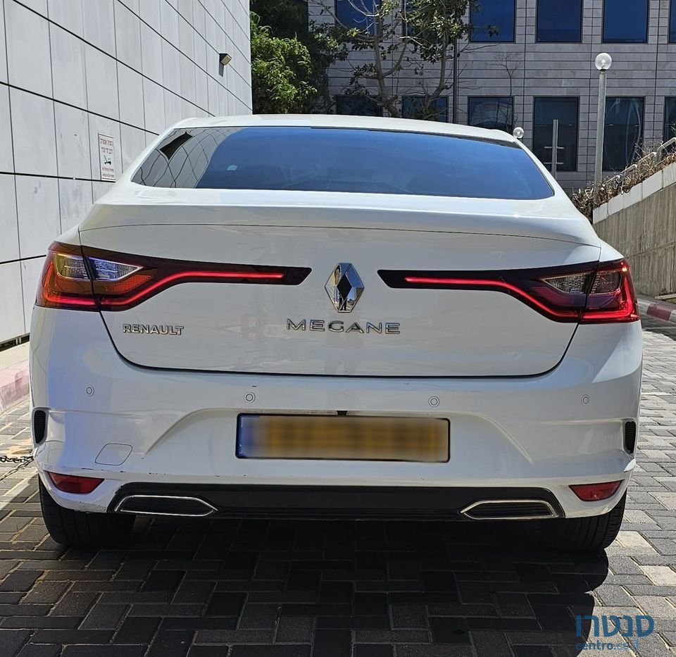2023' Renault Megane photo #2