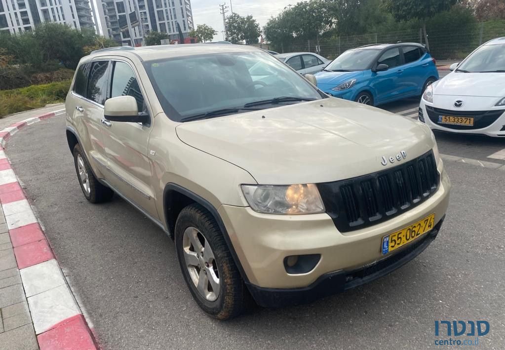 2011' Jeep Grand Cherokee ג'יפ גרנד צ'ירוקי photo #1