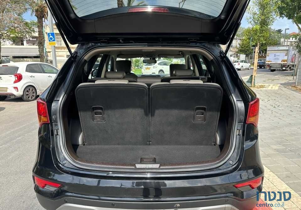 2017' Hyundai Santa Fe יונדאי סנטה פה photo #6