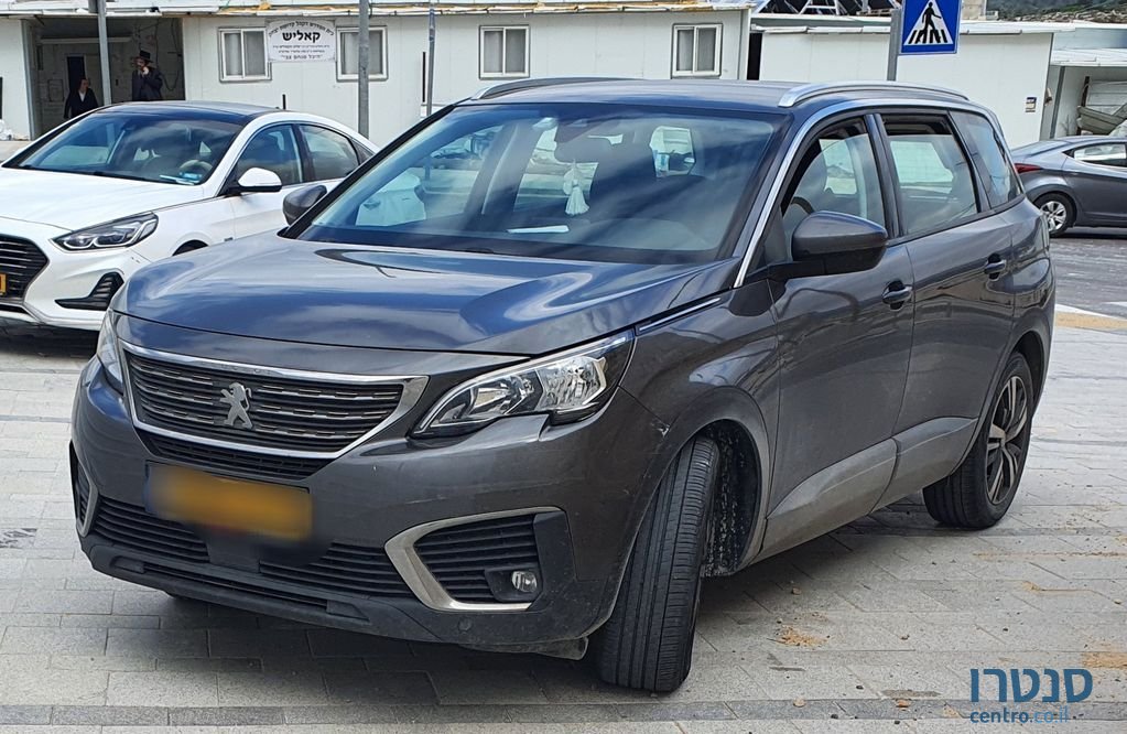 2018' Peugeot 5008 פיג'ו photo #1