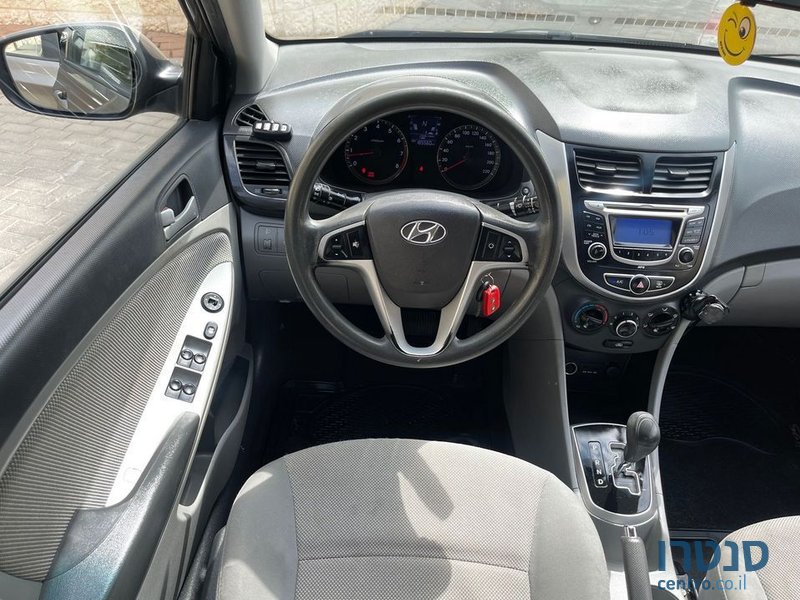 2013' Hyundai i25 יונדאי photo #4