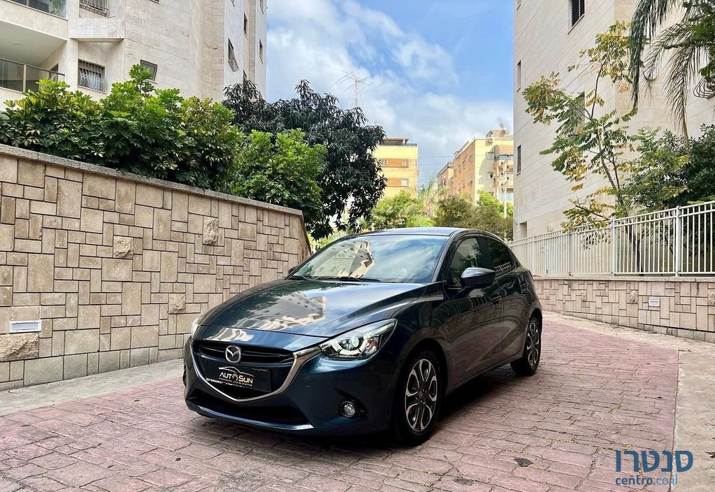 2017' Mazda 2 מאזדה photo #1