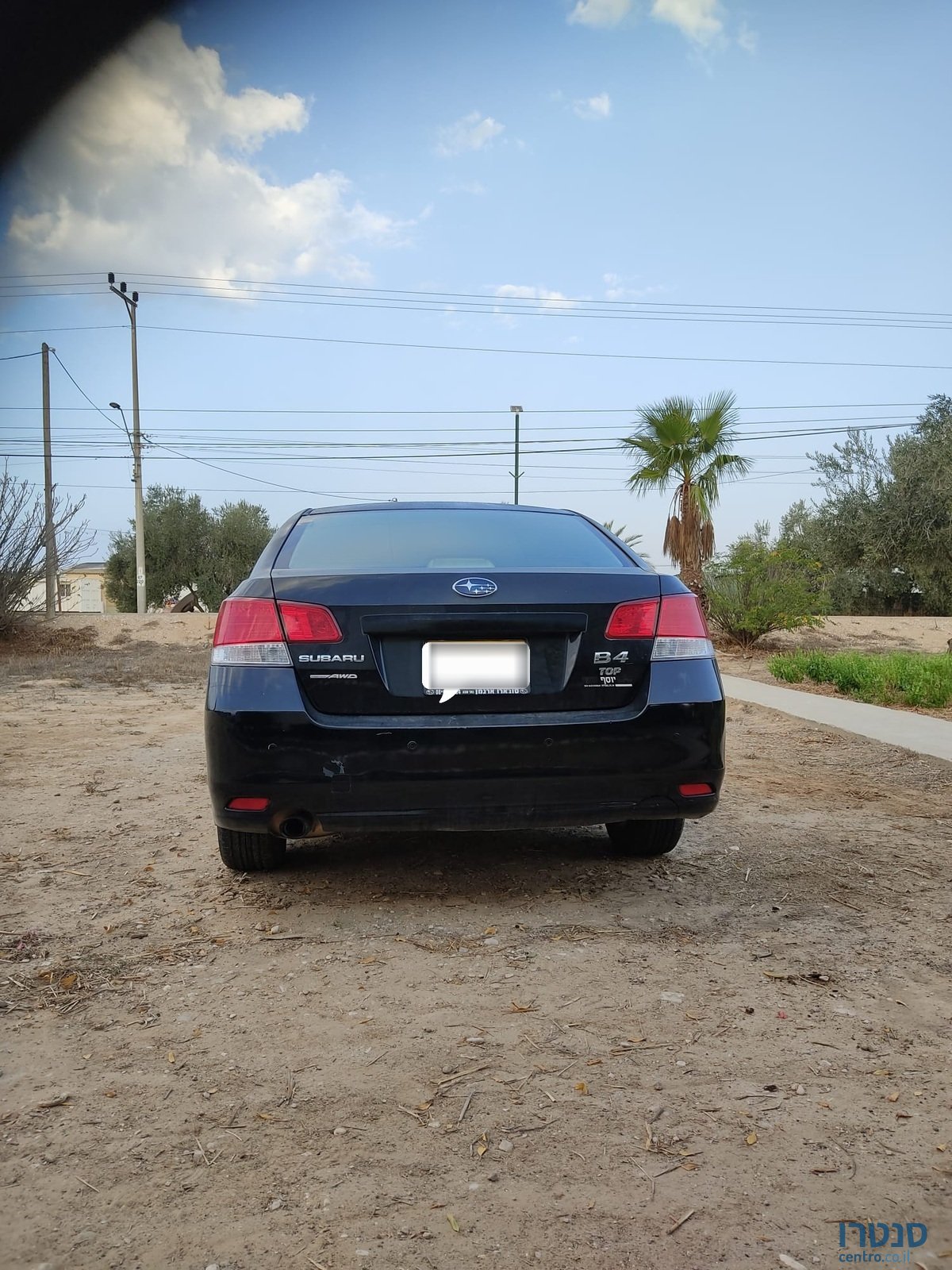 2011' Subaru B4 photo #4