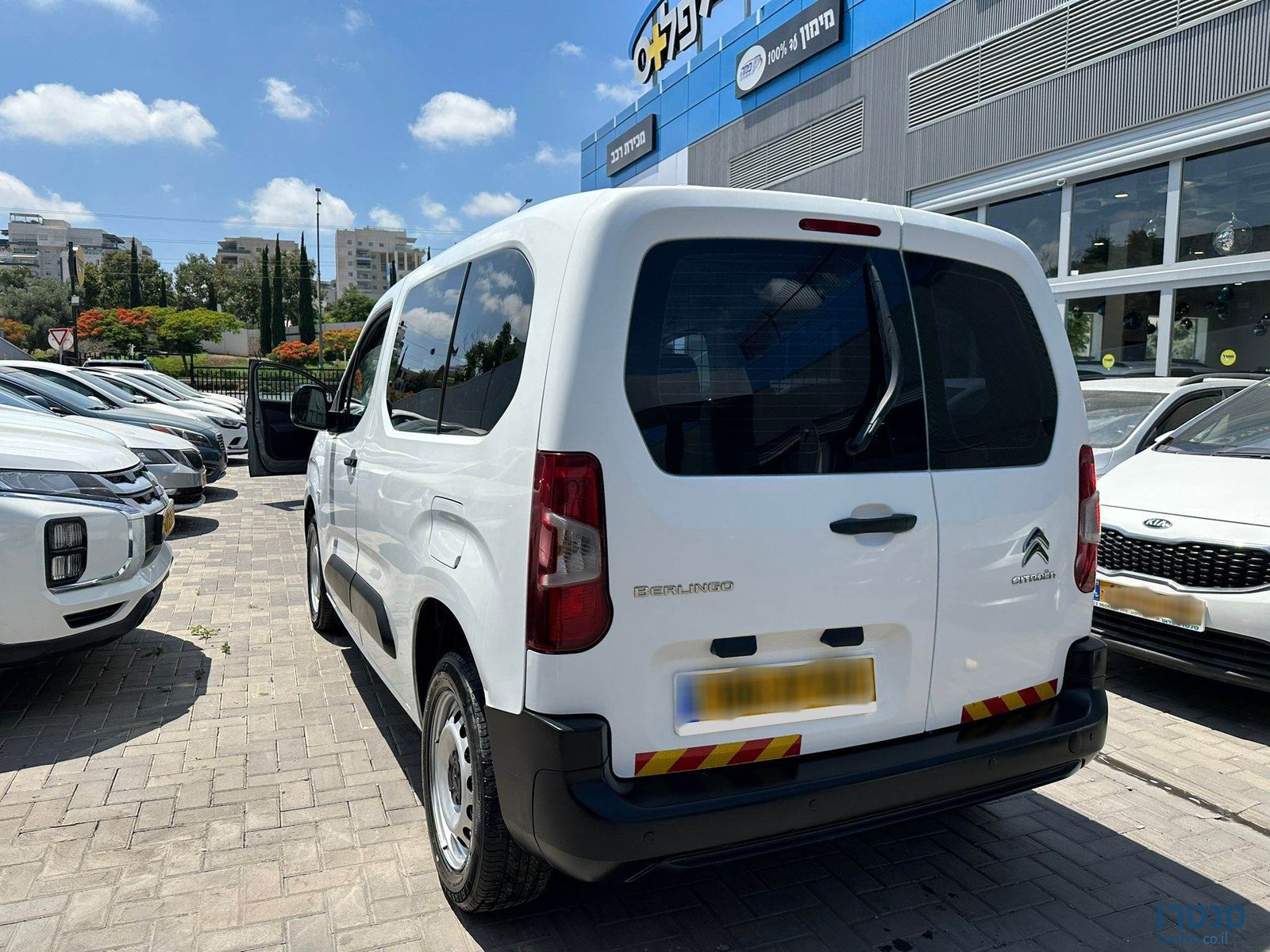 2020' Citroen Berlingo photo #4