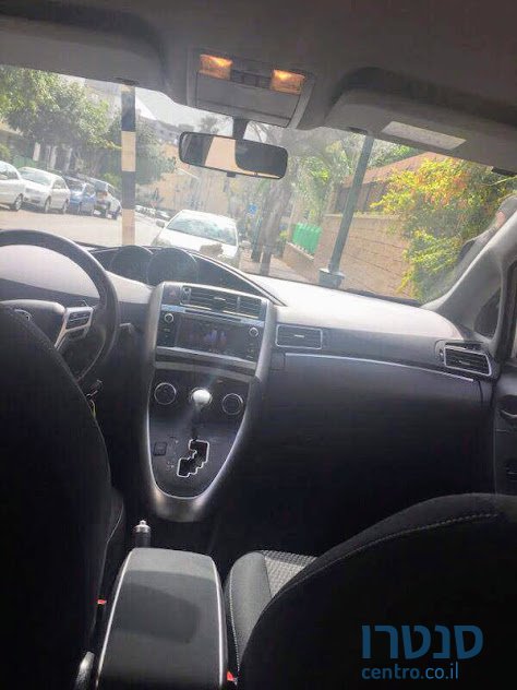 2013' Toyota Verso photo #4