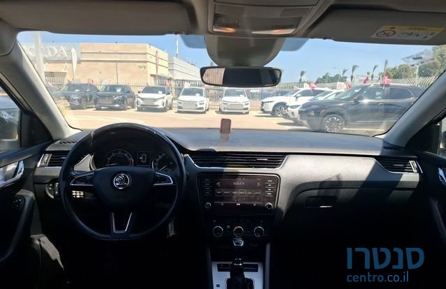 2020' Skoda Octavia סקודה אוקטביה photo #1