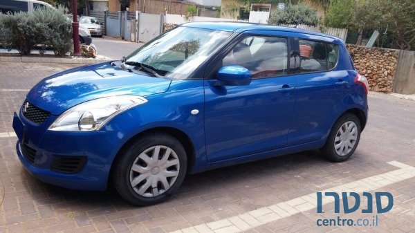 2013' Suzuki Swift photo #1