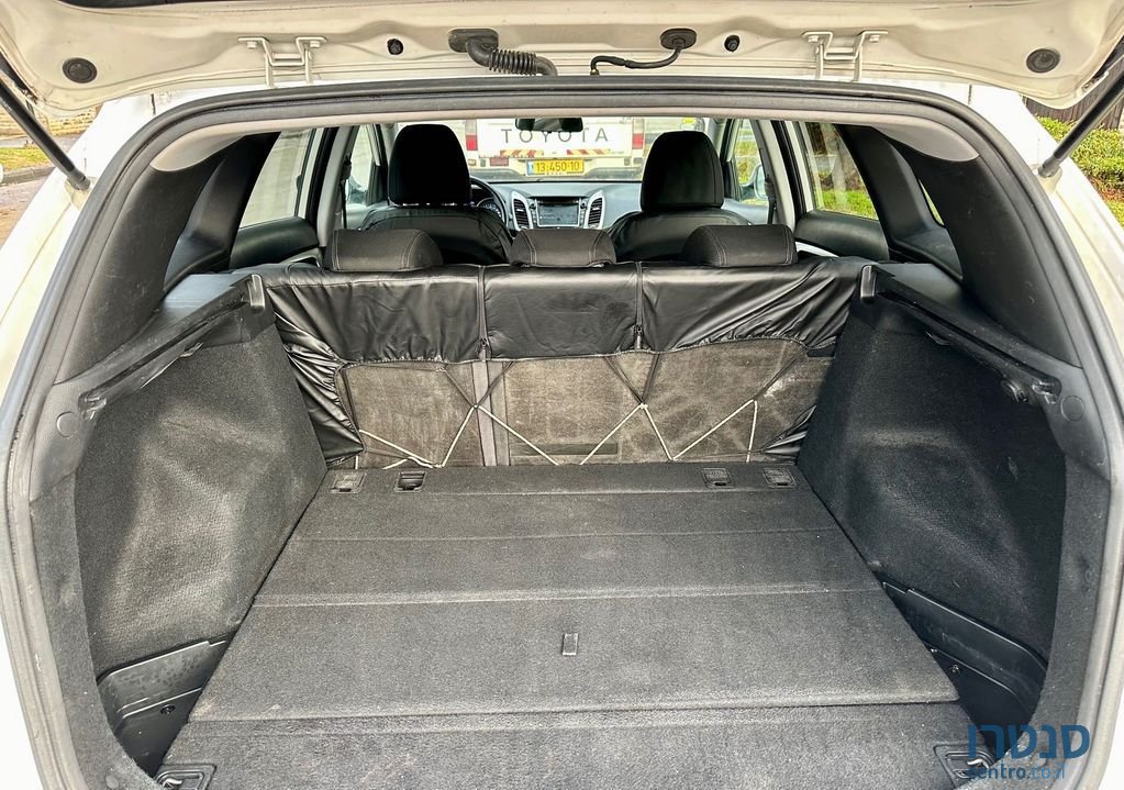 2013' Hyundai i30 יונדאי photo #6