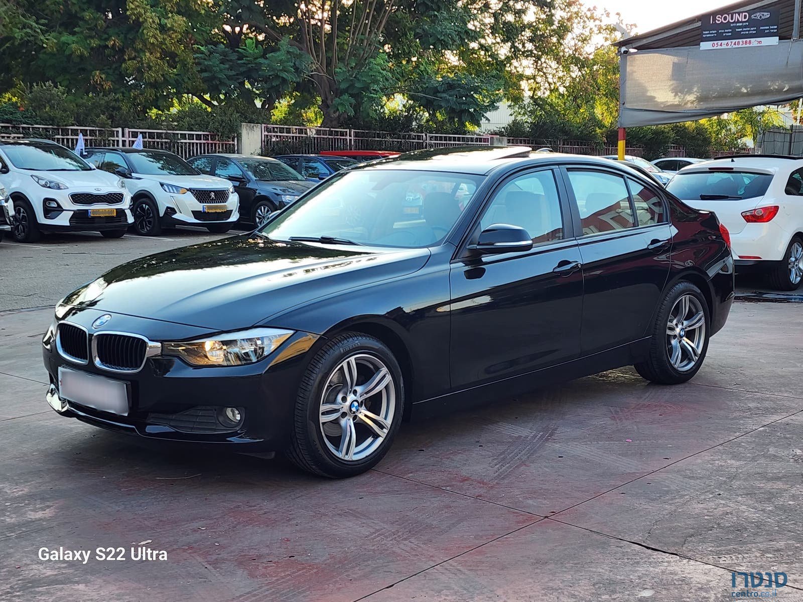 2015' BMW 316 photo #1