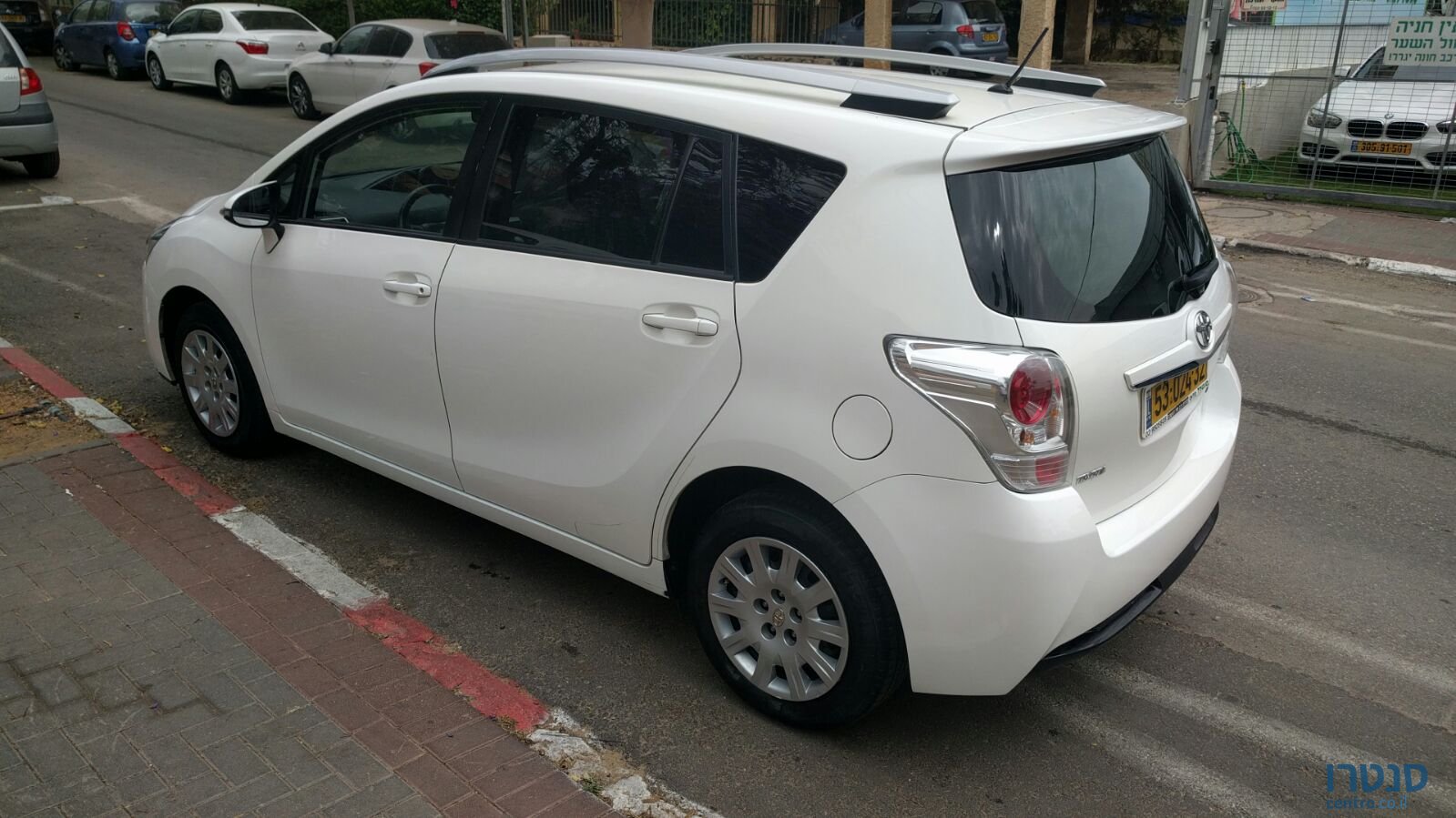 2015' Toyota Verso photo #2