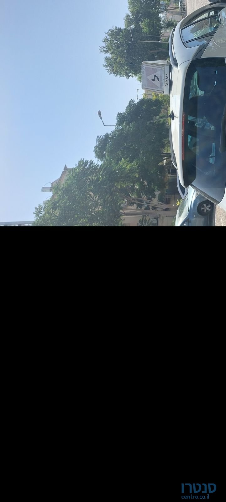 2019' SEAT Arona סיאט ארונה photo #1